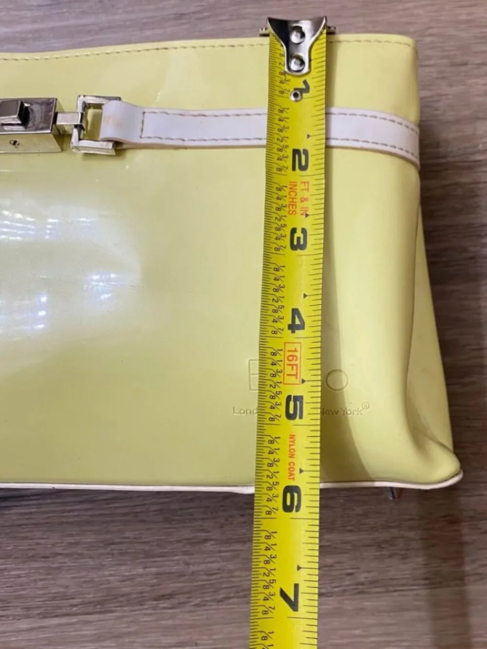 Beijo Mellow Yellow Patent-Style Handbag NWT – Crossbody & Wristlet Strap